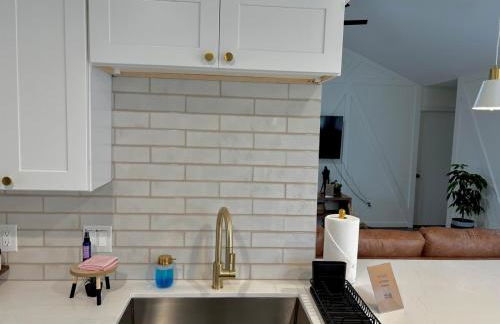 King Bed Suite in Conroe , Garage Available - Foto 24