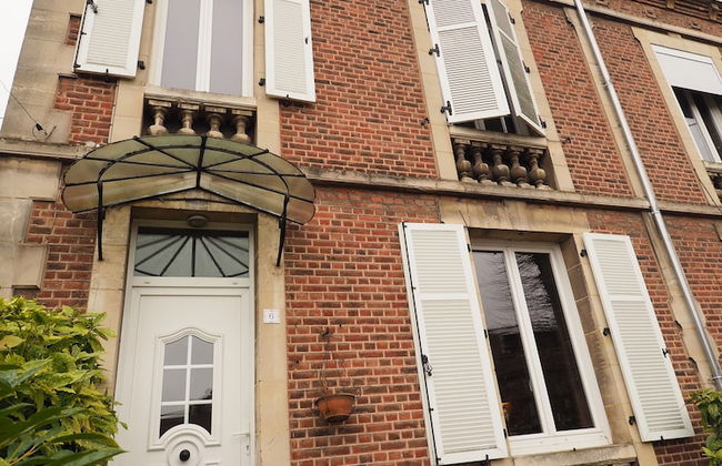 Elegant Bourgeoise Style House - Foto 17