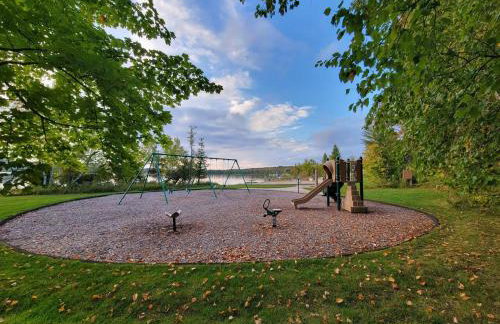 Private & Convenient-Hot tub-Fire Pit-Game room! - Photo 46