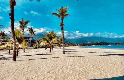 Casa especial com piscina e jardim - Foto 38