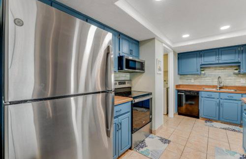 Fabulous ocean and beach views with top complex amenities - Photo 37