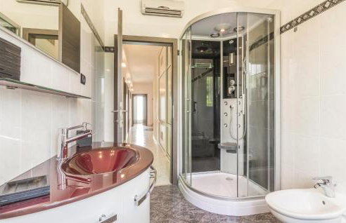 Gorgeous Home In Sumber With Sauna - Foto 70