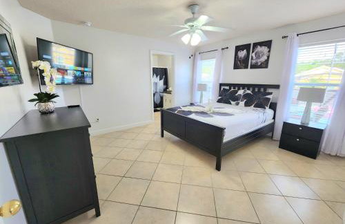 Orlando villa private pool/hot tub close to Disney - Foto 7