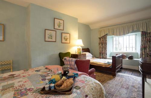 The Old Priory Cottage - Photo 14