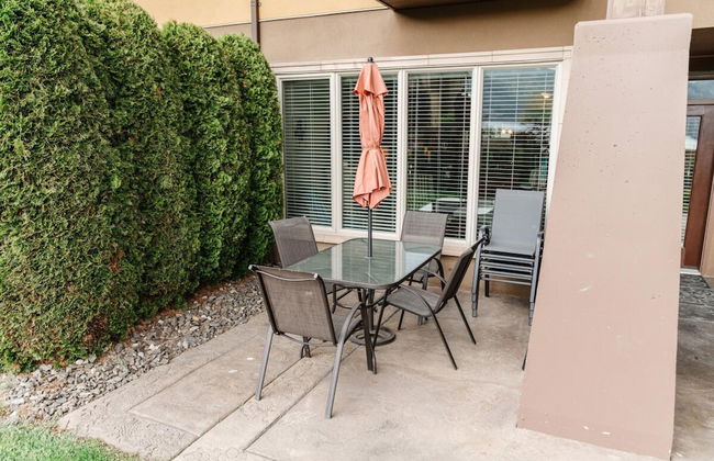 Lakefront Pool Side Townhouse -barona Beach - Photo 21