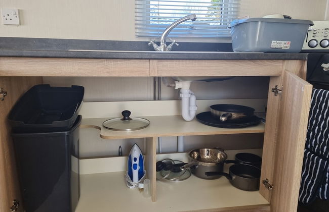 3 Bedroom Caravan, Sleeps 8, at Parkdean Newquay Holiday Park - Foto 49