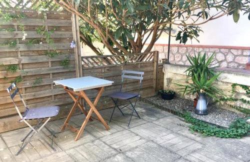 Dans une maison, appartement indépendant et jardin - Foto 3