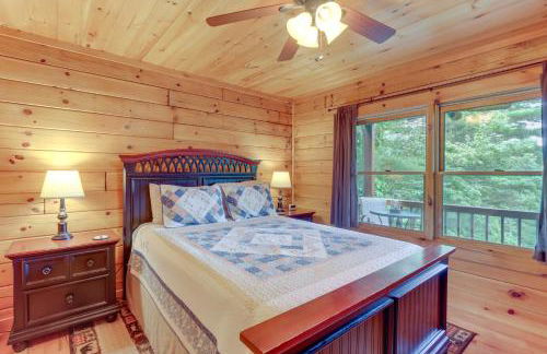 Hot Tub and Game Room Charming Morganton Cabin! - Foto 24