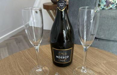 Central Location and Stunning Views - Foto 9