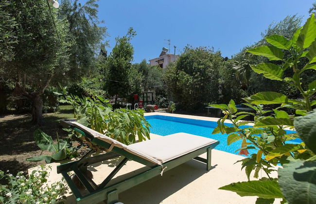 Sofiana s Garden Retreat w Private Pool - Foto 2