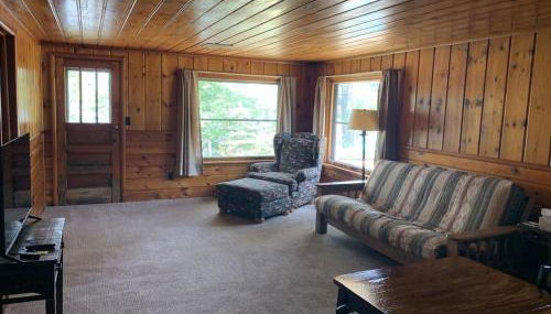 Gresham Shores-Hungry Bear - Photo 3