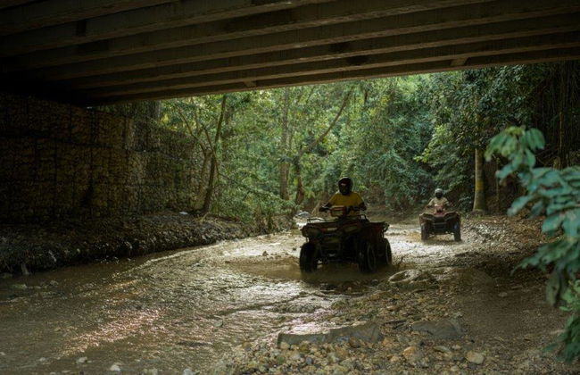 Aventura en ATV de Montaña al Mar en Chukka Ocean Outpost - Foto 2