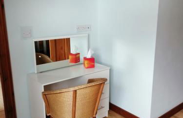 Lynn's Lodge, International Airport 15mins - Foto 12