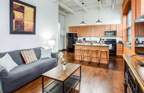 Centric NY Style Loft w/King bed - Foto 1