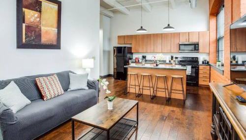 Centric NY Style Loft w/King bed - Foto 1