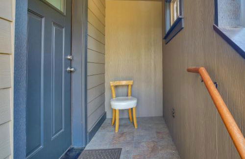 Modern White Salmon Apartment, Steps From Town - Foto 20