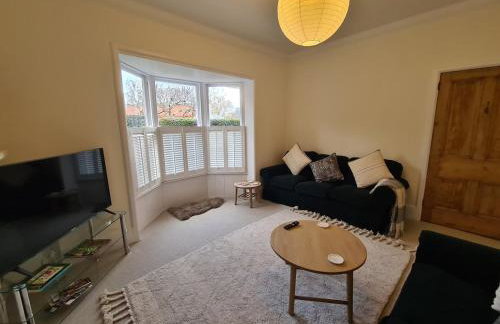 The Shrubbery-Superb Modern home-6 beds-sleeps 11 - Foto 39