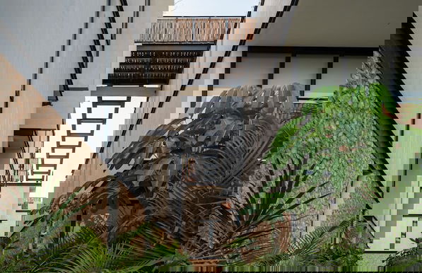 Two Bedroom Luxury Apartment by TuLuna - Photo 34