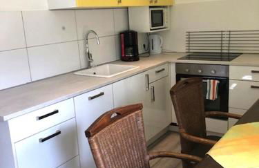 Big House in Duisburg - maximal 6 Persons with Garden - Foto 3