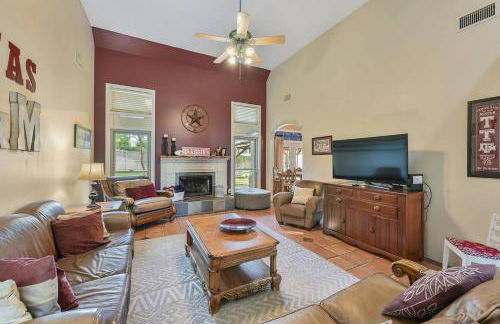 Spirit of Aggieland Retreat-HugeYard-1 Mile to A&M - Foto 24