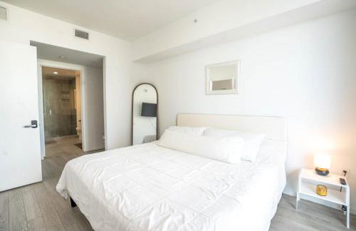 Downtown Miami 2BR Retreat - Walk to Bayside & Port - Sleeps 6 - Foto 17