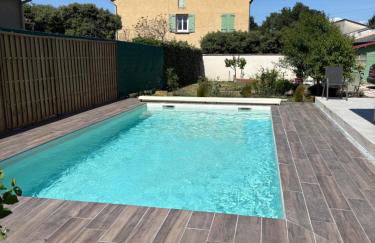 Maison Provençale - Piscine & Terrain de Pétanque - Foto 3