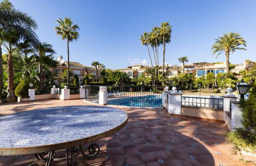 Large Ground Floor Apartment with Private Garden and Beach Access - Photo 62