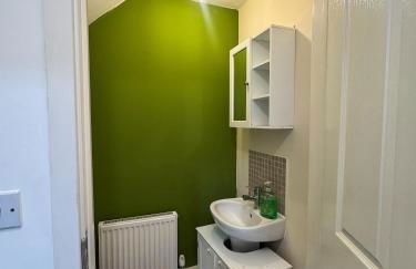 Town Centre spacious 4 bed town house - Foto 13