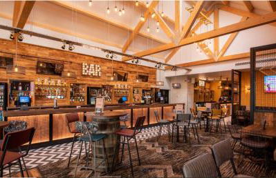 M&B Holiday Home 2025 Cozy Beach side Caravan 4 Beds, 3 Sofa Bed, 7 Sleep, Wifi, Tea and Coffee, Free Parking - Foto 18