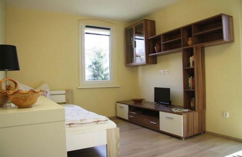 Ferienwohnung mit Balkon in Schmölln - Foto 11