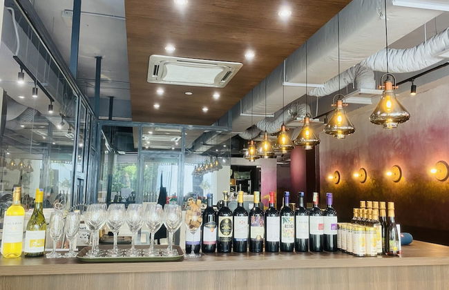 Peninsula Residents All Suite - Photo 40