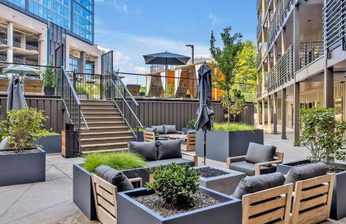 HUGE downtown corner unit- Pool-Gym-Walk 2 Broadway - Foto 35