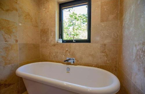 Tresillian Lodge Waterfront, Forest, Hot tub,Sauna - Foto 19