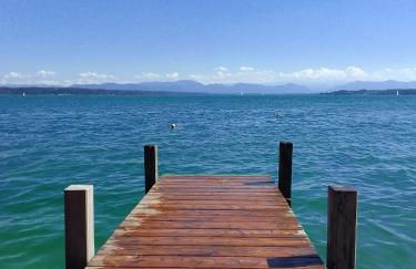 Schöner Bungalow mit Gartenterrasse und Teich - Foto 13