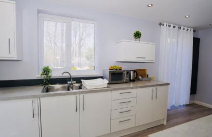 E2M Stays Beautiful House Close To Heathrow Airport- Walking Distance To Thames River - Foto 18