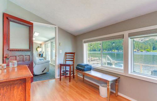 Private Hot Tub Deer Lake Home with Dock Access! - Foto 12