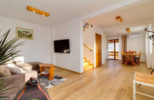 Villa NIMA - Holiday house with private pool - Foto 19