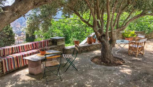 The Walnut Tree - Cycladic Getaway by Explore Andros - Foto 4, Garden, Garden view