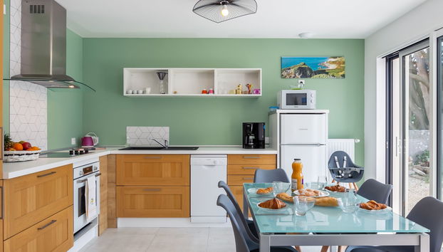 Kitchen / Dining Room