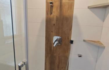 Exklusives Work and Stay Apartment Nähe Olpe, Attendorn und Finnentrop 3 Schlafzimmer 6 betten , Küche, Bad - Foto 35