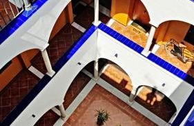 Feria Palace Apartment - Photo 3