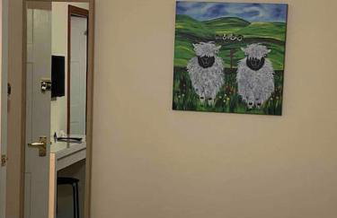 Oaklodge House - Photo 29