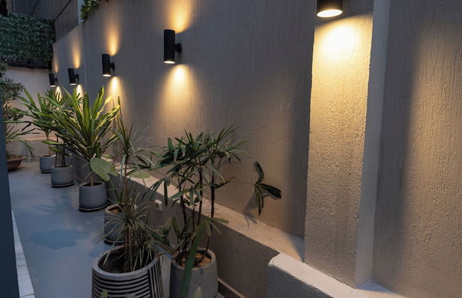 Parkside Boutique Serviced Apartments - Photo 2