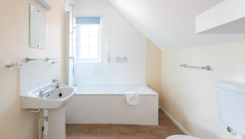 Dolphin Apartment, Thorpeness - Only a short stroll from the Beach, Thorpeness Lake, Country Club and Golf Club - Foto 5