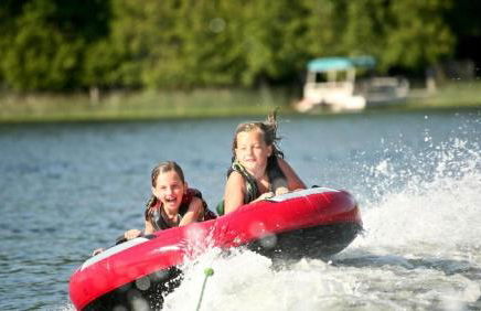 The Cedar House Prime Spot Kayaks & Cool AC - Photo 4