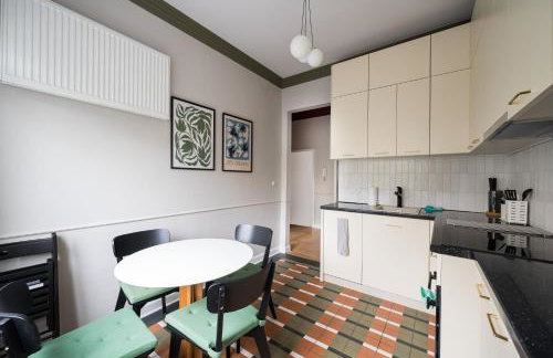 Hala Mirowska Spacious Apartment by BookingHost - Photo 46