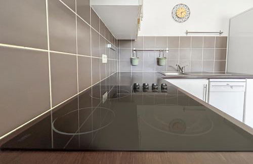 T2 cosy avec terrasse & parking à 2 pas du port - Foto 13