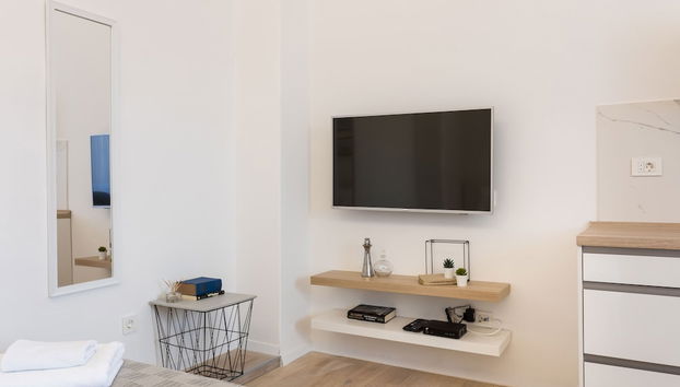 Bright and Modern Main Square Studio - Foto 2, Habitación