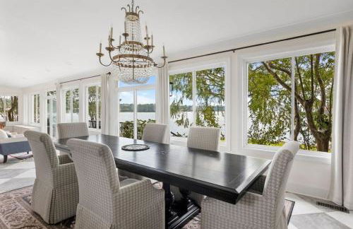 Lakeside Manor Sleeps 10 - Foto 18