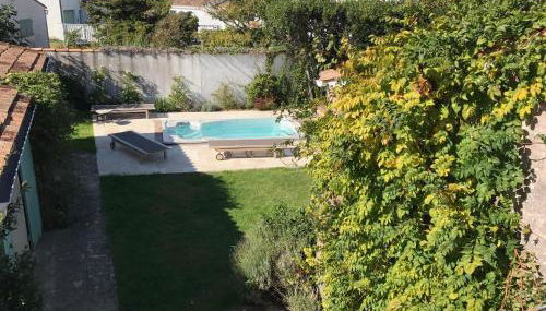 Beautiful villa 4BR with jacuzzi near the beach - Foto 3